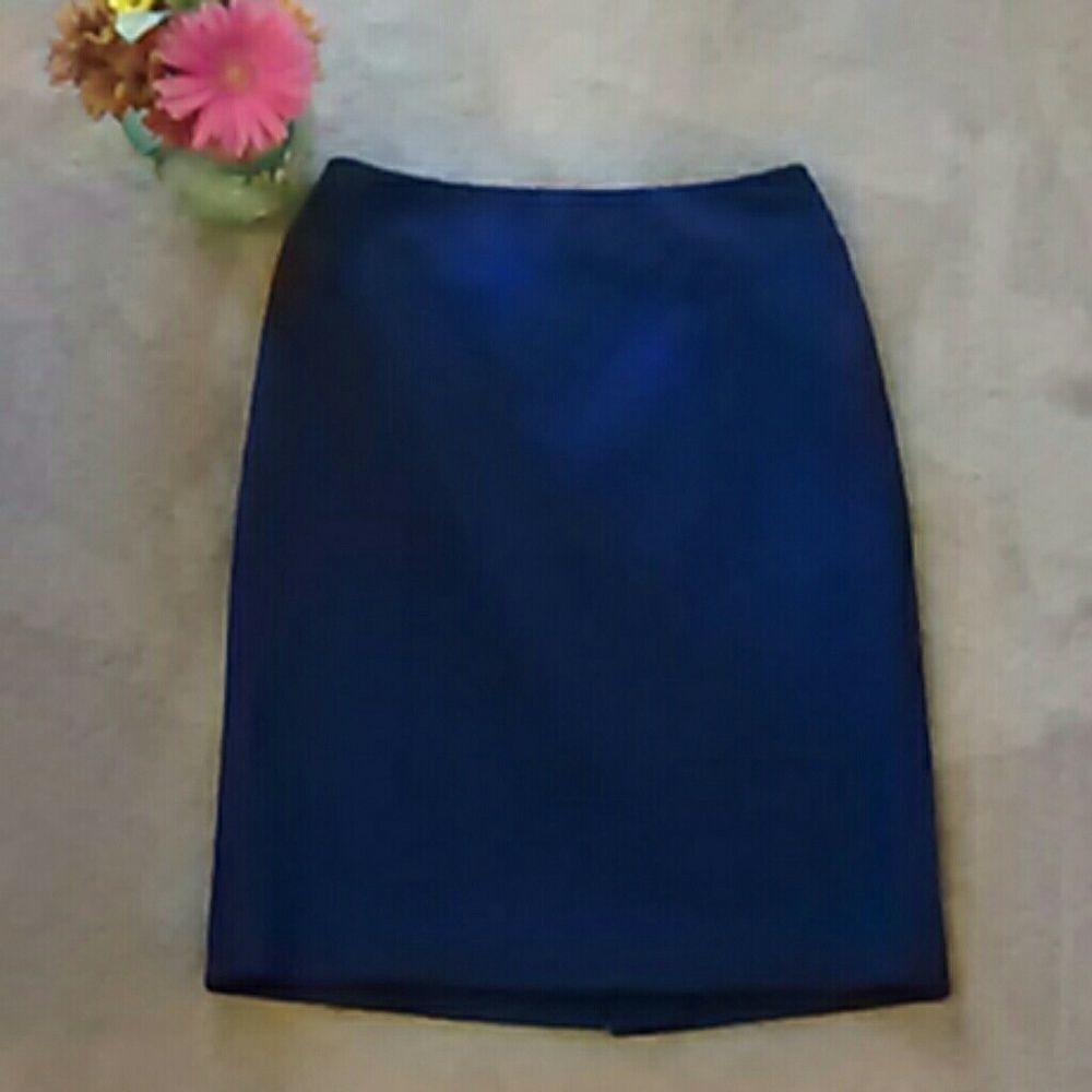 Semantiks Perfect Pencil Skirt